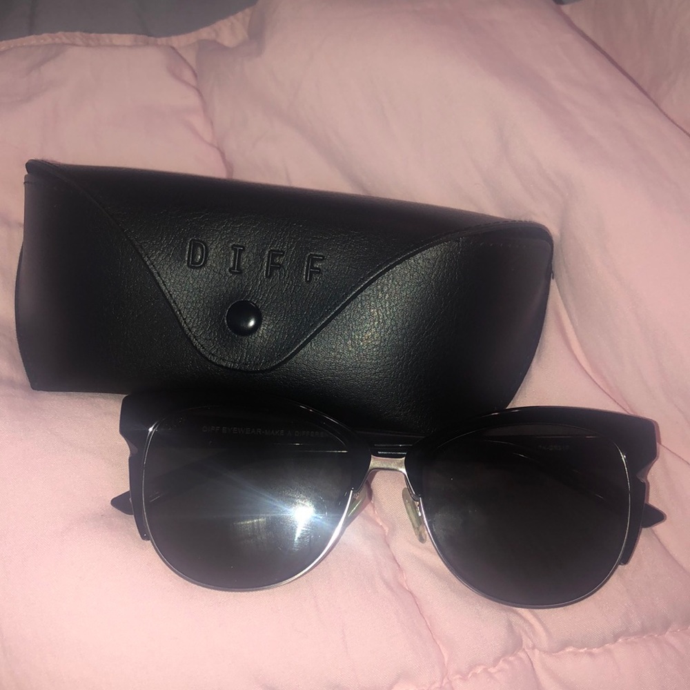Diff Eyewear Ivy Sunglasses new